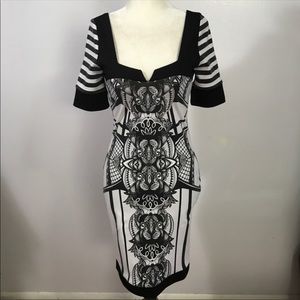 Kardashian Kollection: Black & White Dress!